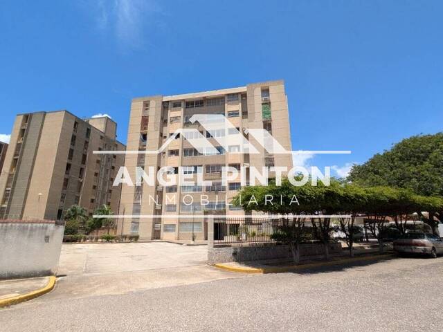 #10285 - APARTAMENTO para Alquiler en Maracaibo - V - 1