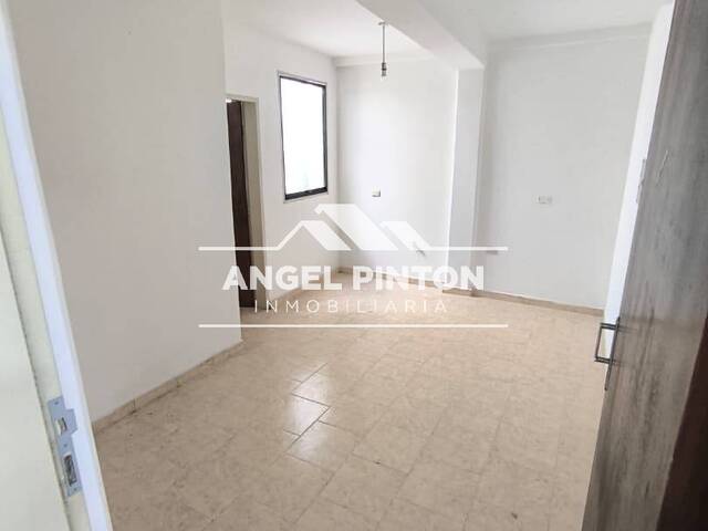 LOCAL COMERCIAL para Alquiler en Barquisimeto - 4