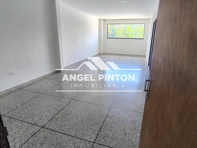 LOCAL COMERCIAL para Alquiler en Barquisimeto - 4