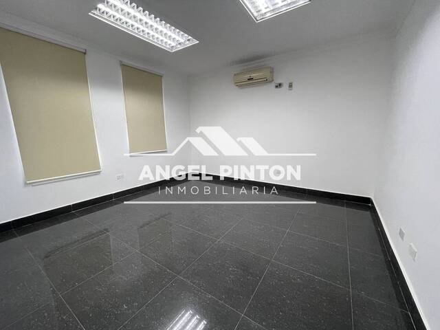 #10328 - OFICINA para Venta en Maracaibo - V - 3