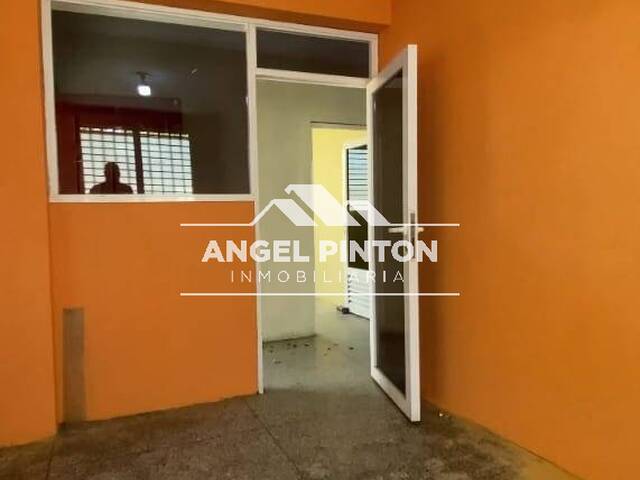 #10343 - LOCAL COMERCIAL para Alquiler en Maracaibo - V - 3