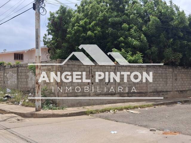 #10351 - TERRENO para Venta en Maracaibo - V - 2