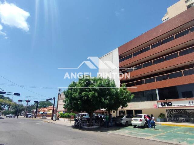 #3238 - OFICINA para Alquiler en Maracaibo - V