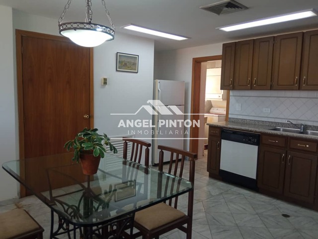 #4423 - APARTAMENTO para Alquiler en Maracaibo - V - 2