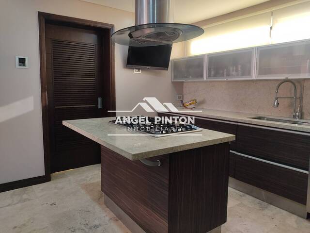 #4449 - APARTAMENTO para Venta en Maracaibo - V