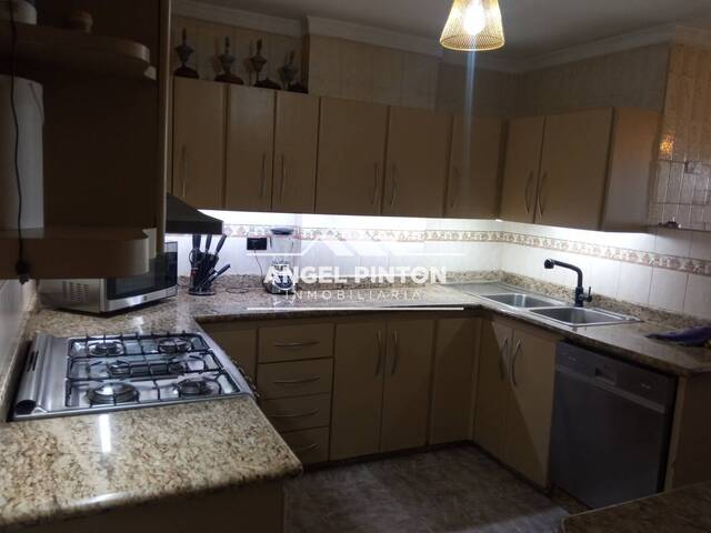 #5290 - APARTAMENTO para Venta en Maracaibo - V
