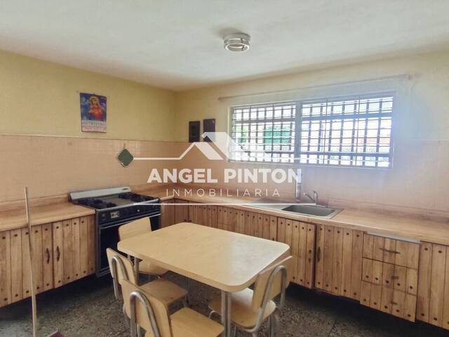#5469 - CASA para Alquiler en Maracaibo - V - 2