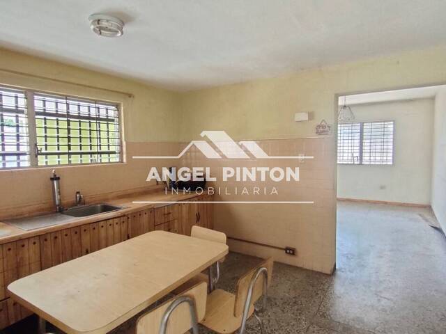 #5469 - CASA para Alquiler en Maracaibo - V - 3
