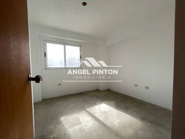 #7114 - APARTAMENTO para Venta en Maracaibo - V - 3