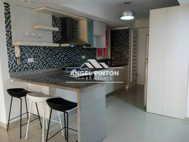 #7274 - APARTAMENTO para Alquiler en Maracaibo - V - 1